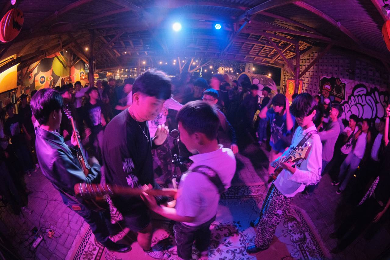 Dokumentasi gigs SEMHOUSE.KLAB